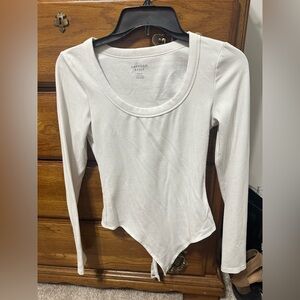 American Eagle Outfitters Cream Long Sleeve Bodysuit